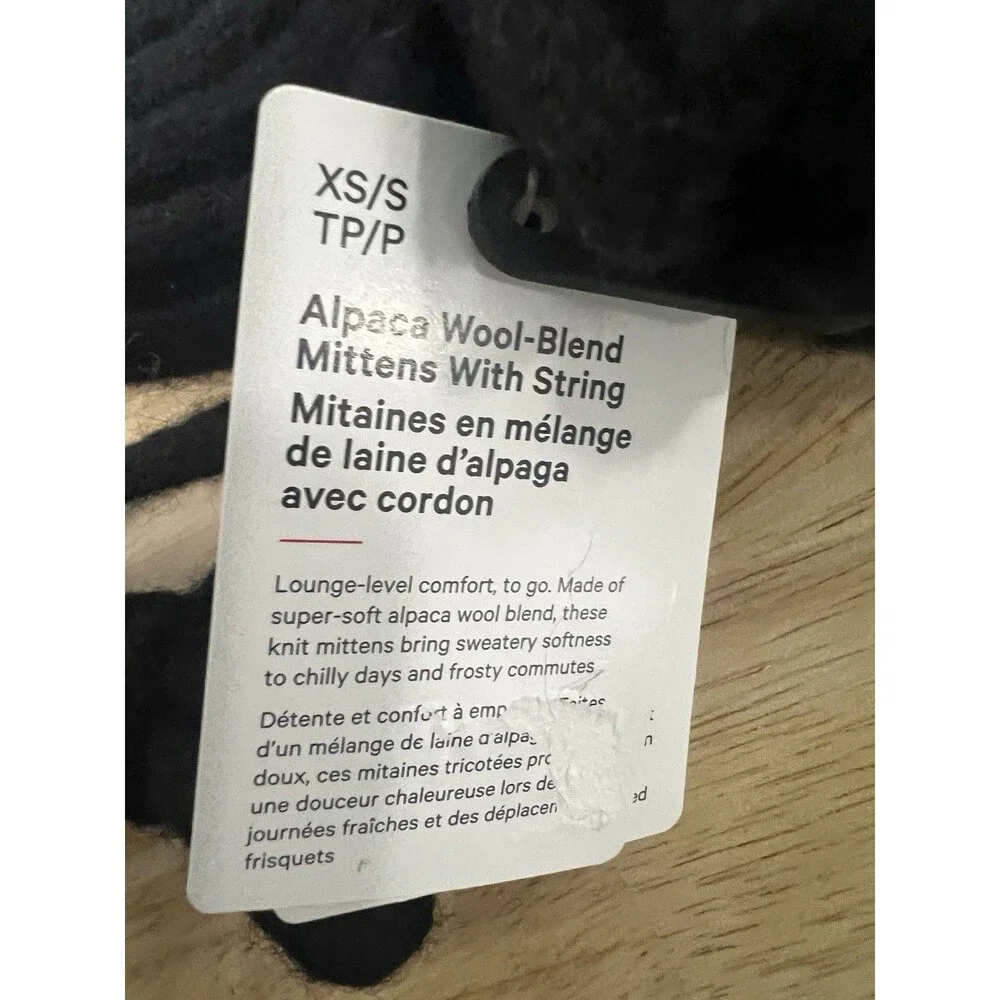 new Lululemon Alpaca Wool-Blend women's Mittens Black size small xs winter